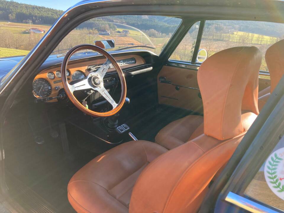 Image 25/45 of Lancia Fulvia Sport 1.6 (Zagato) (1972)