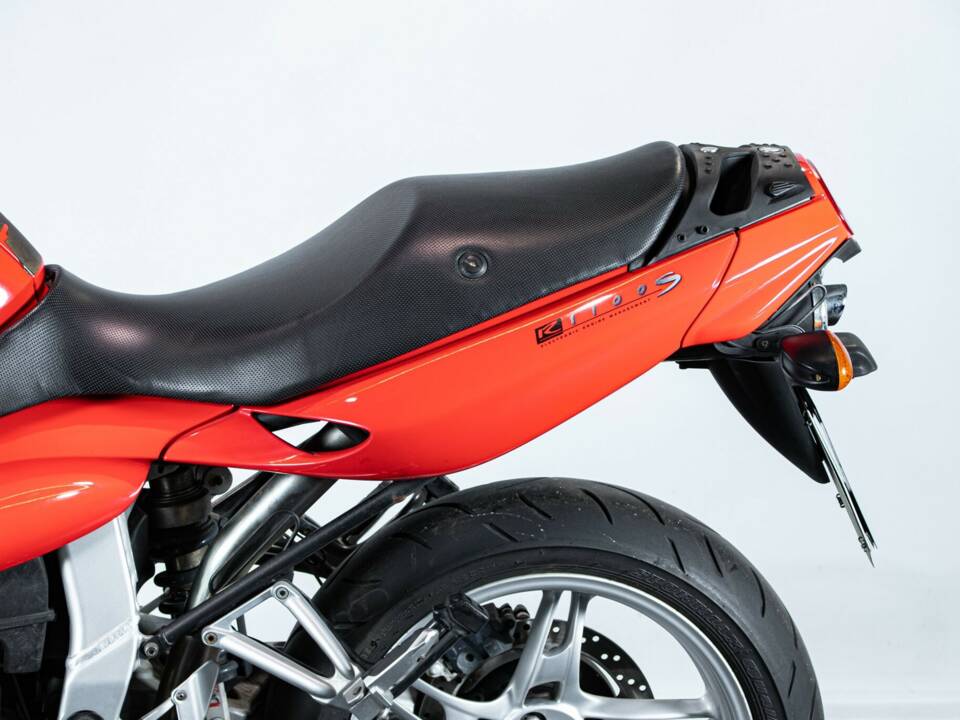 Immagine 22/50 di BMW R 1100 S (2000)