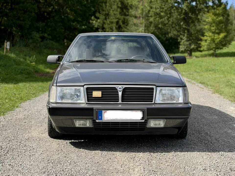 Image 3/8 of Lancia Thema Station Wagon Turbo DS (1985)