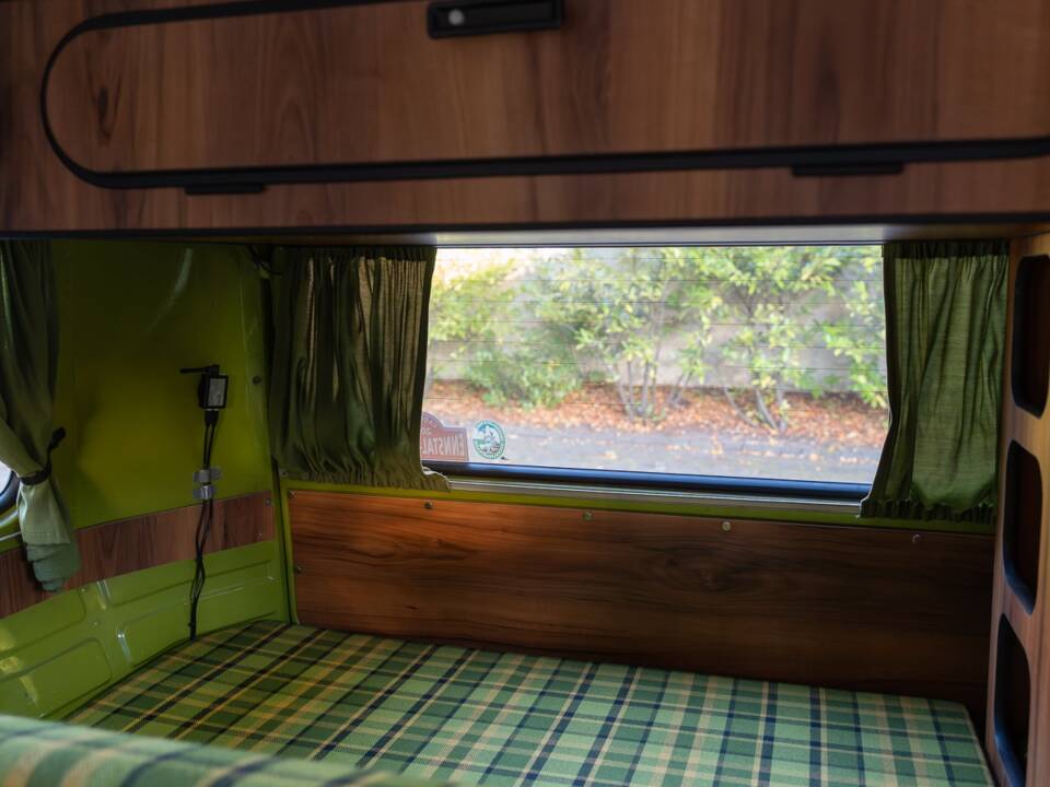 Bild 39/39 von Volkswagen T2b Westfalia (1978)