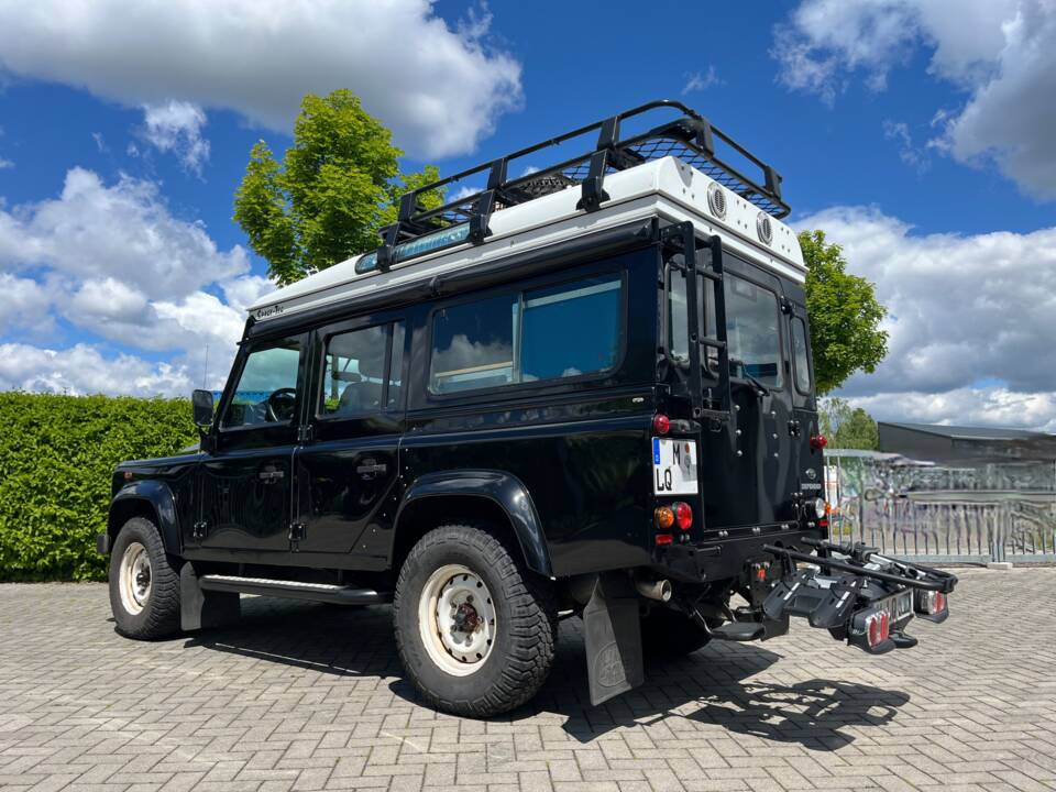 Image 3/93 of Land Rover Defender 110 (2014)