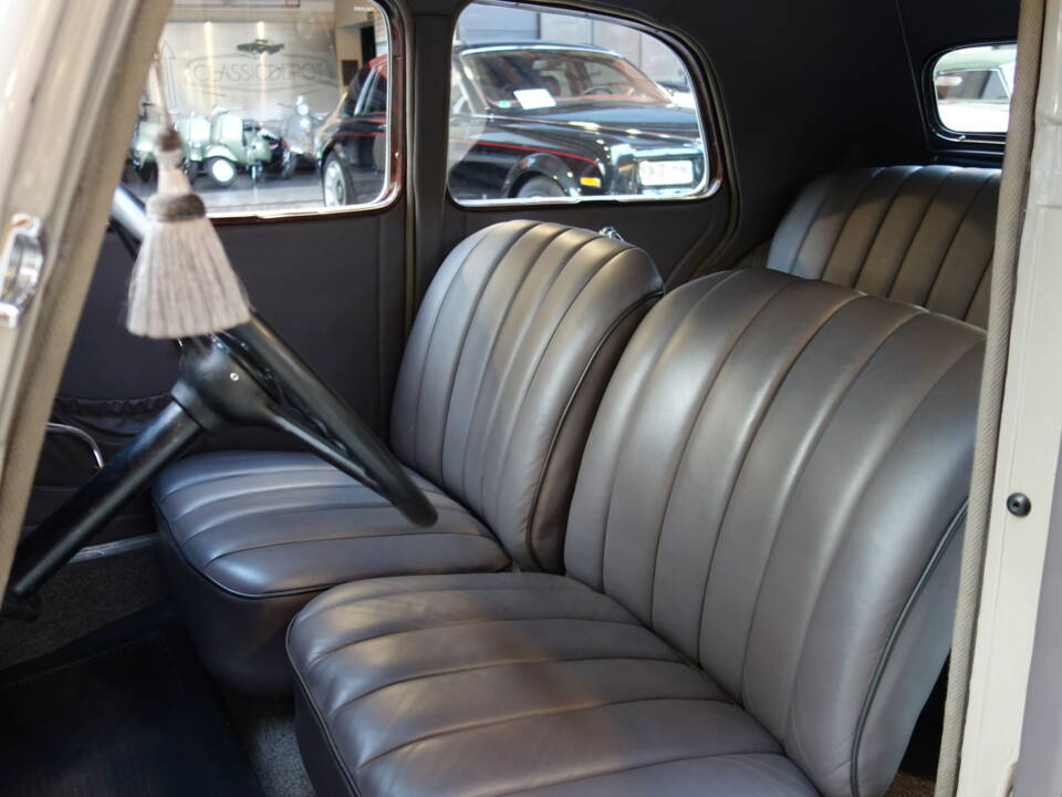Afbeelding 14/30 van Citroën Traction Avant 7 C (1935)