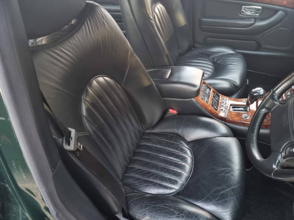 Image 15/24 of Bentley Arnage Red Label (2000)