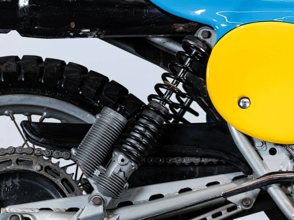 Imagen 33/50 de KTM DUMMY (1978)