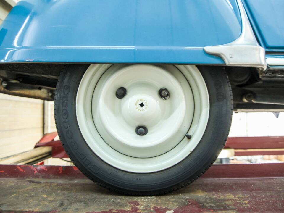 Imagen 47/50 de Citroën 2 CV 6 (1986)