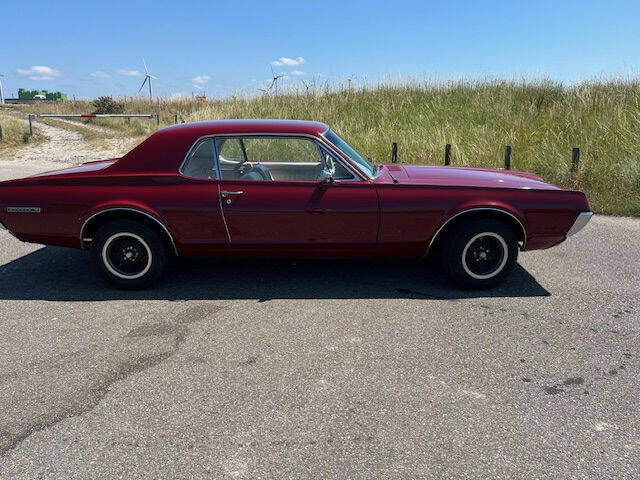 Image 6/8 of Mercury Cougar XR-7 (1967)
