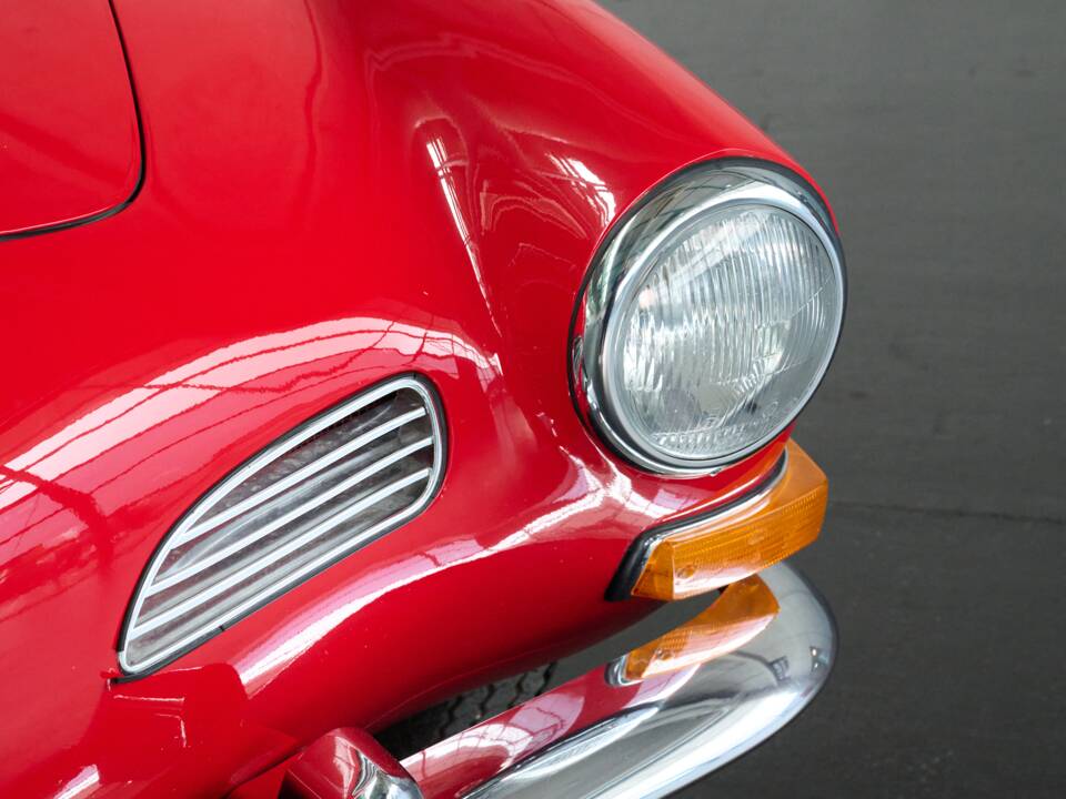 Image 27/50 of Volkswagen Karmann Ghia 1500 (1971)