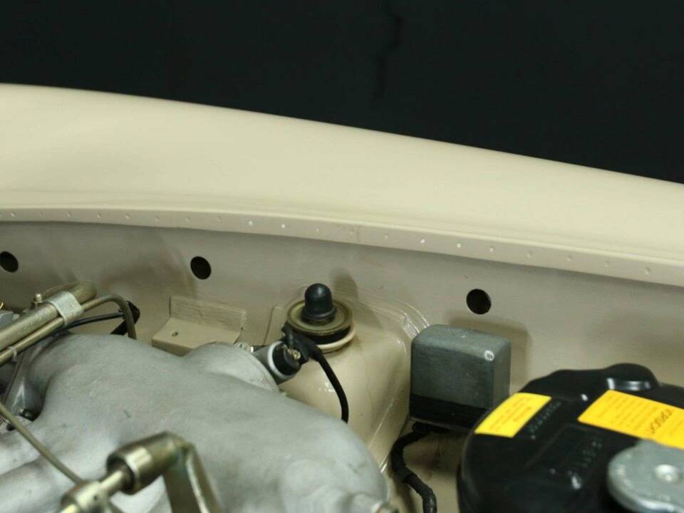 Image 39/50 of Mercedes-Benz 230 SL (1967)