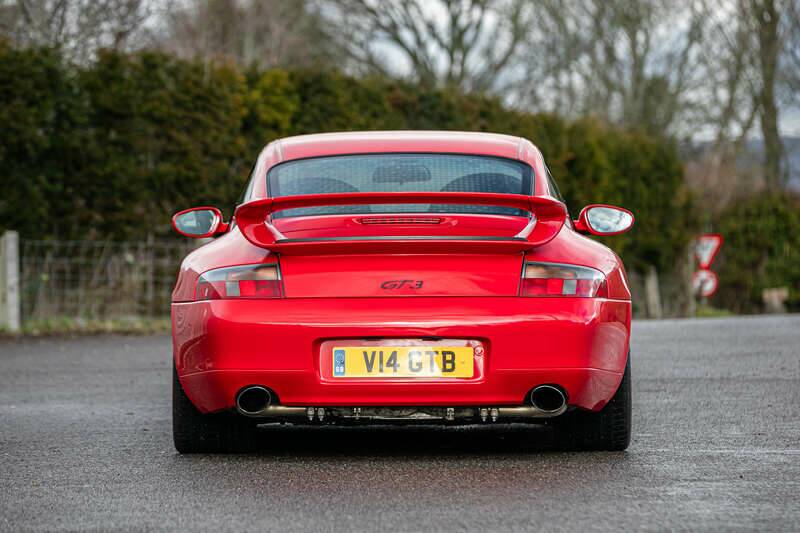 Immagine 7/43 di Porsche 911 GT3 (1999)
