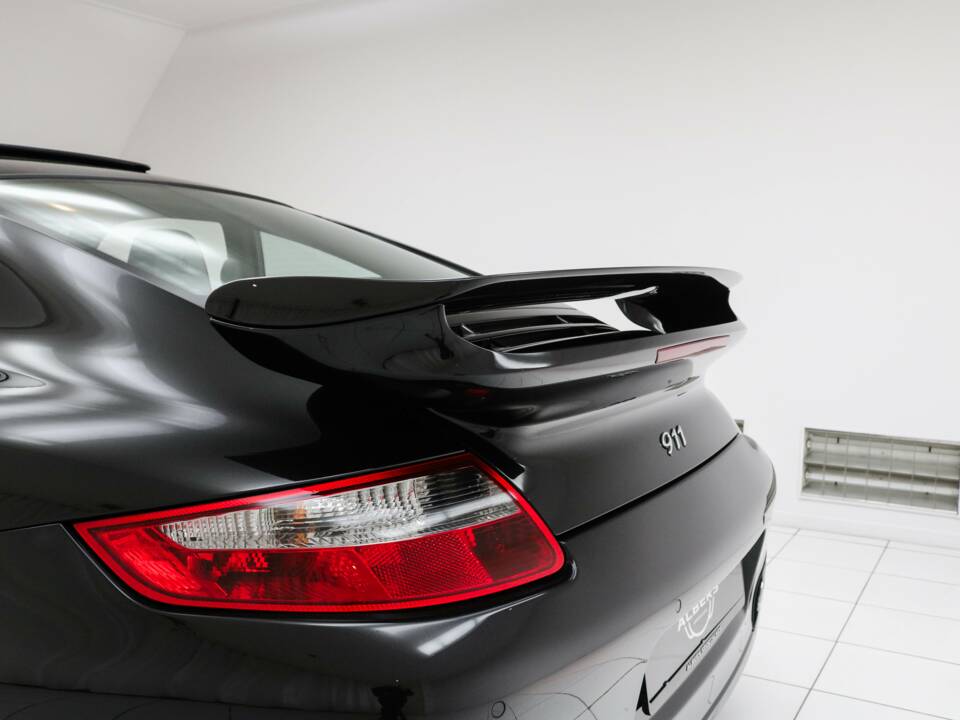 Image 15/20 of Porsche 911 Turbo (2008)