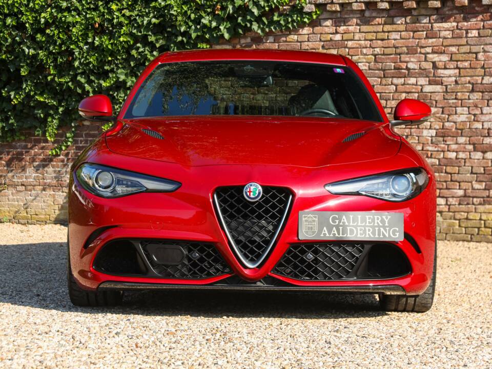 Bild 36/50 von Alfa Romeo Giulia Quadrifoglio (2017)