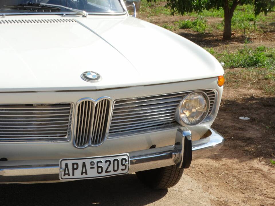 Image 4/8 de BMW 1500 (1963)
