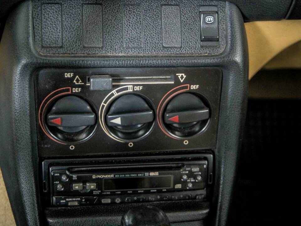 Afbeelding 24/50 van Mercedes-Benz 300 D (1978)