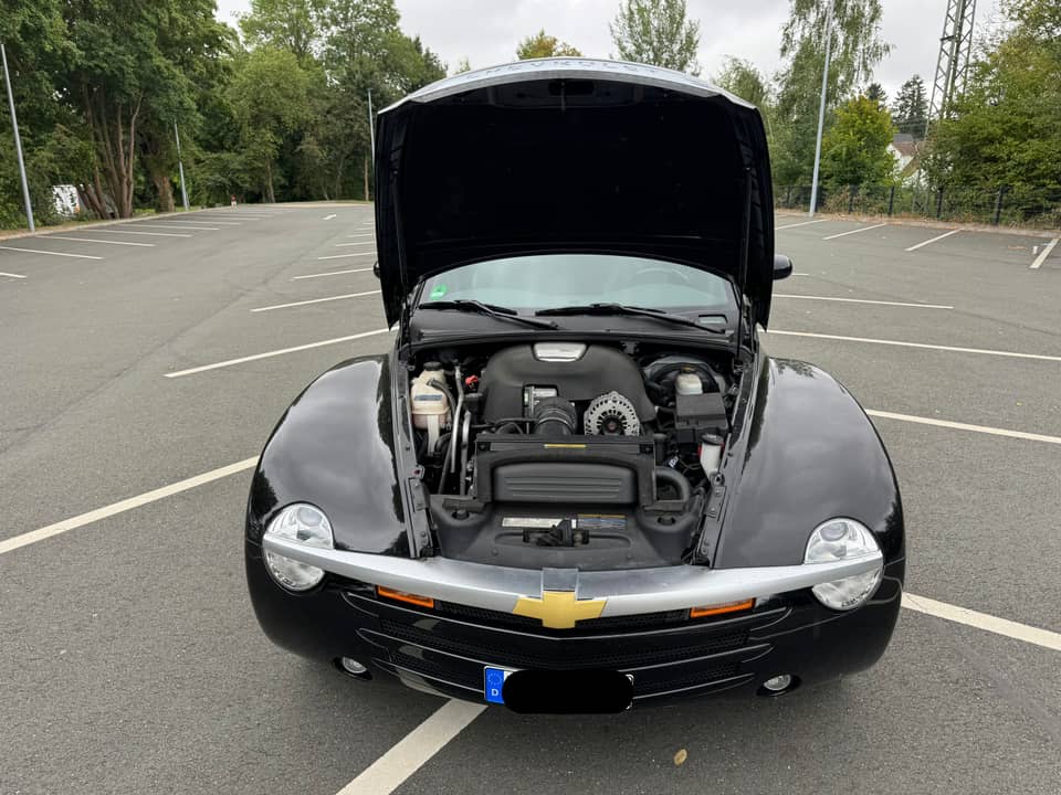 Image 1/10 of Chevrolet SSR (2005)