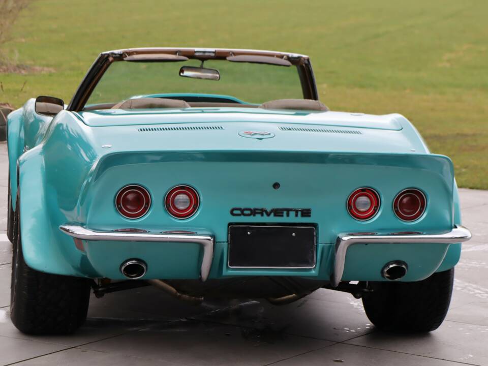 Image 36/50 of Chevrolet Corvette Stingray (1972)