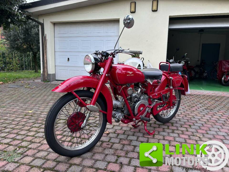 Image 3/10 of Moto Guzzi DUMMY (1951)