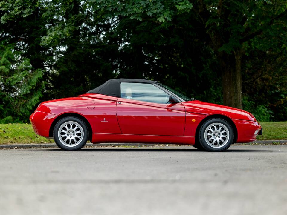 Afbeelding 43/43 van Alfa Romeo Spider 2.0 Twin Spark 16V (2003)