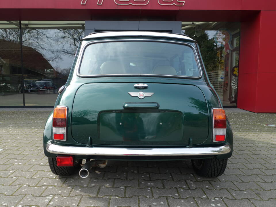 Immagine 6/11 di Mini Cooper 1.3i MPI (2000)