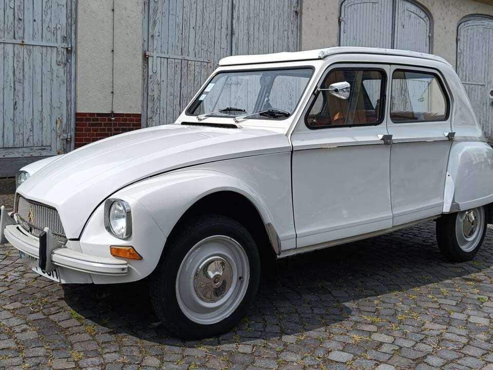 Image 3/20 of Citroën Dyane 6 (1968)