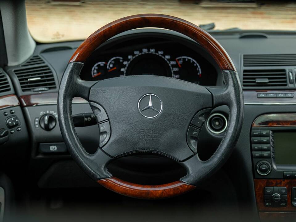 Imagen 21/50 de Mercedes-Benz S 500 (2007)
