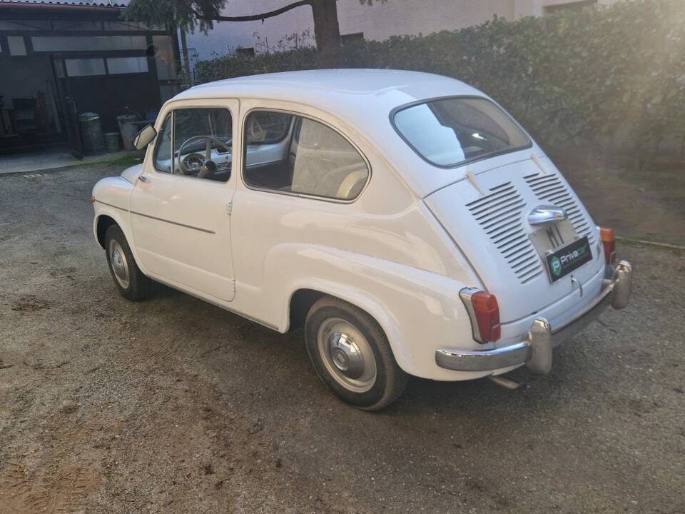 Image 5/15 of FIAT 600 D (1962)