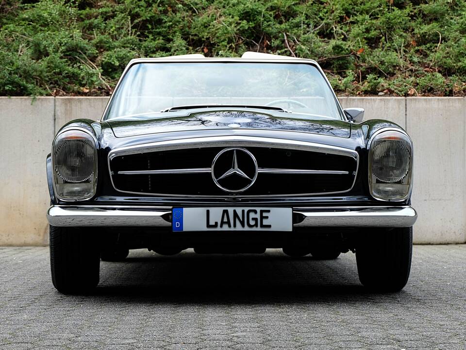 Immagine 12/66 di Mercedes-Benz 280 SL (1969)