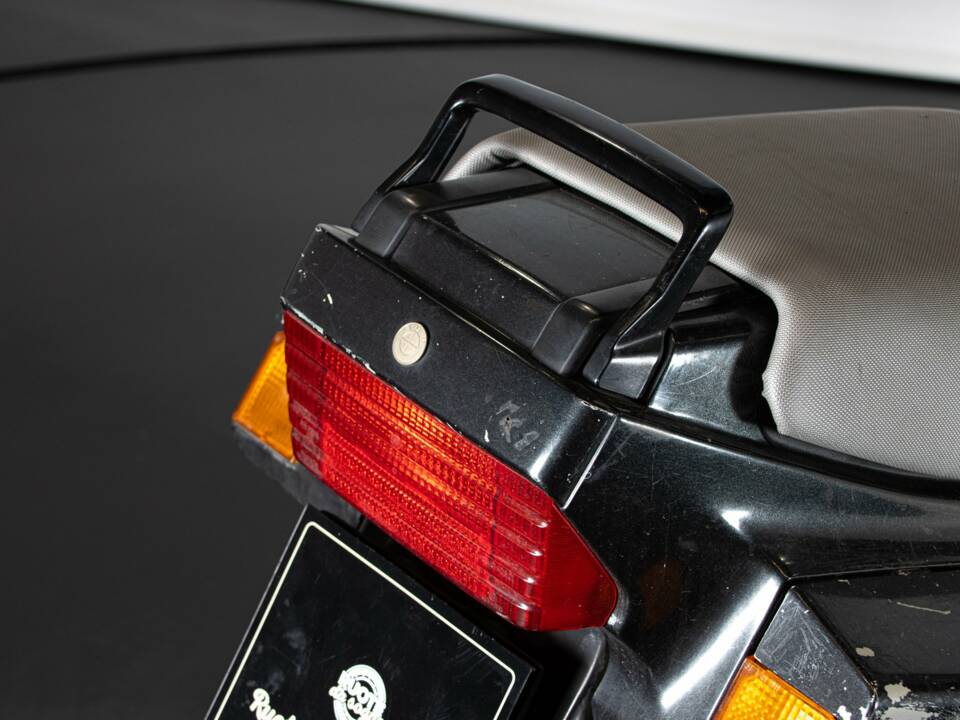 Image 49/50 of BMW DUMMY (1990)