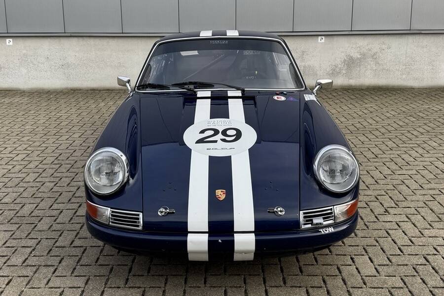 Image 13/50 of Porsche 911 2.0 L (1966)