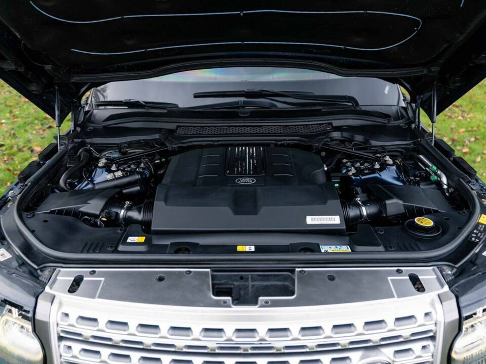 Image 27/38 of Land Rover Range Rover V8 SV Autobiography (2016)