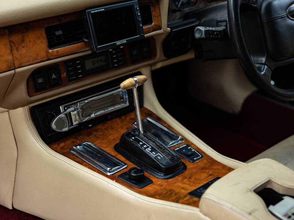 Bild 26/41 von Jaguar XJS 5.3 V12 (1992)