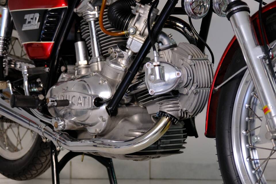 Immagine 21/96 di Ducati 750 GT (1974)