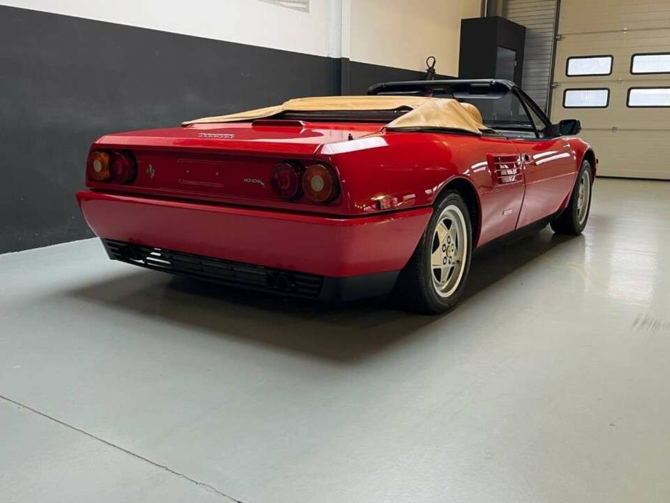 Bild 43/50 von Ferrari Mondial T (1990)