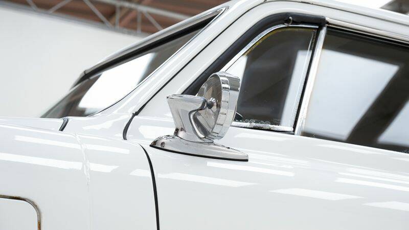 Immagine 12/15 di Studebaker Champion Starlight (1951)