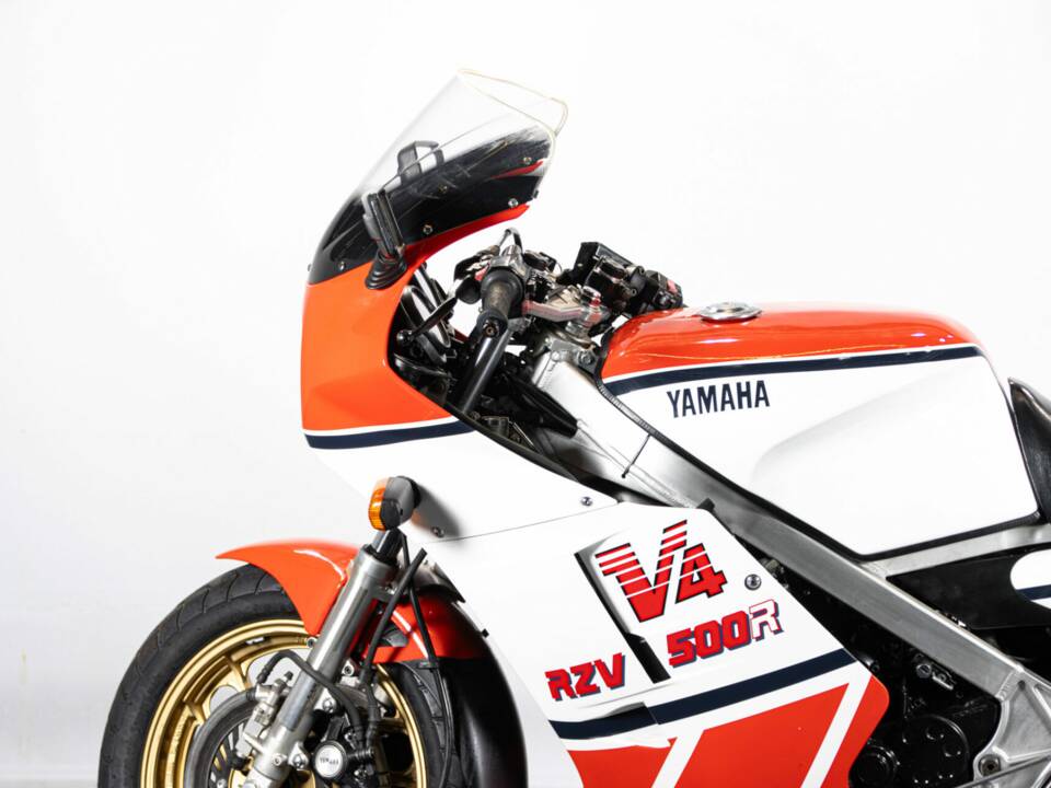 Immagine 20/50 di Yamaha RZV 500 R (1985)