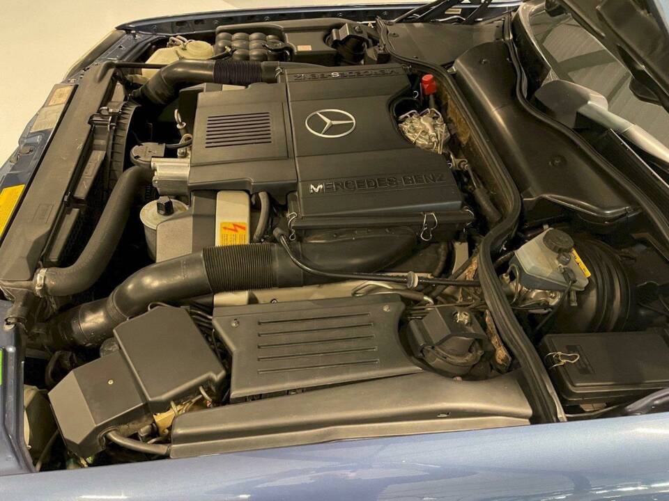 Bild 30/36 von Mercedes-Benz 500 SL (1992)
