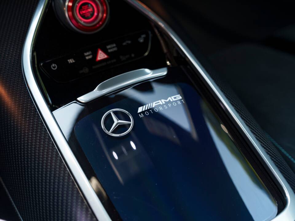 Image 20/23 of Mercedes-AMG One (2025)