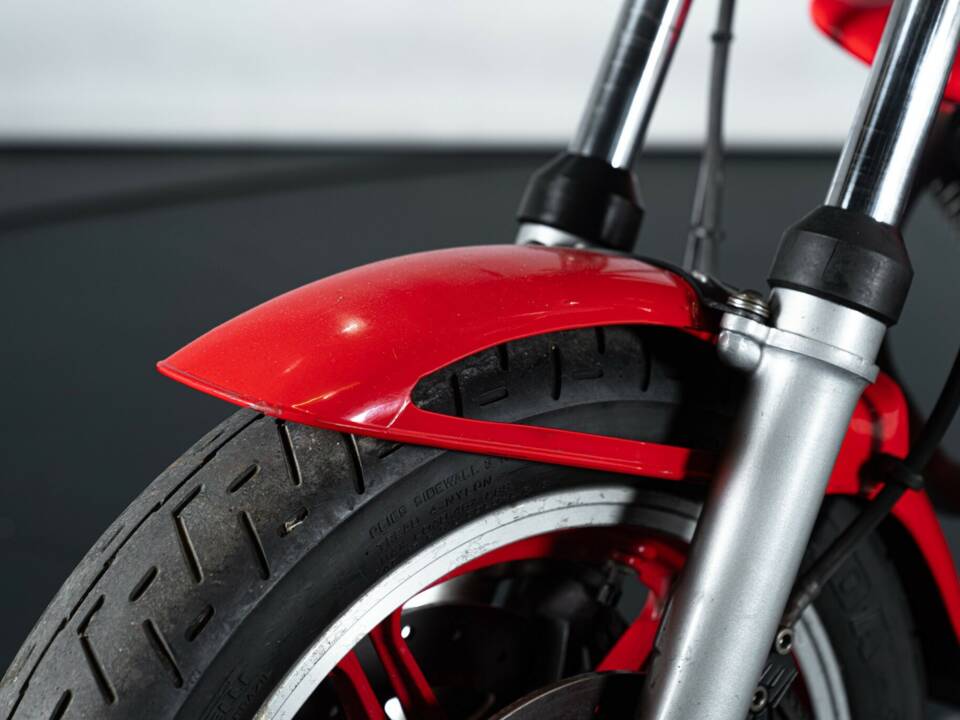 Image 35/36 of Moto Guzzi V 65 Lario (1990)