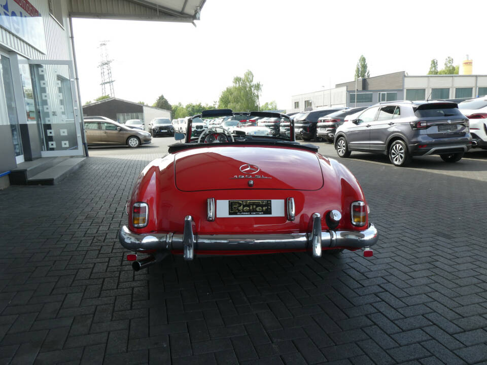 Image 5/30 of Mercedes-Benz 190 SL (1956)