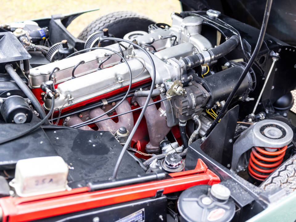 Image 47/50 of Aston Martin DB 2&#x2F;4 Mk III (1958)