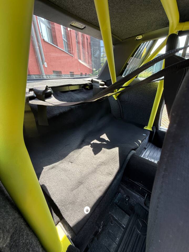 Immagine 20/29 di Mercedes-Benz 500 SLC (1980)