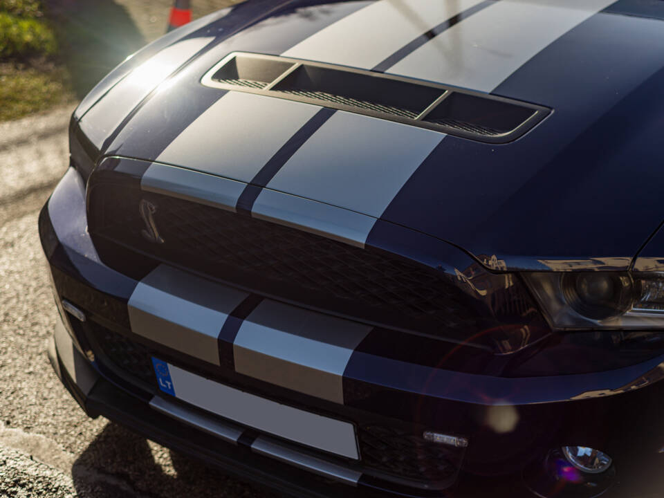 Image 32/99 of Ford Mustang Shelby GT 500 (2012)
