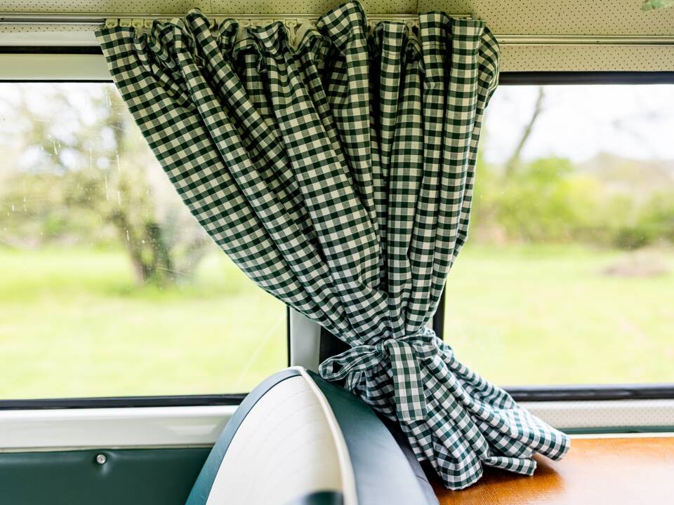 Image 46/50 of Volkswagen T2 Brasil Camper (1972)