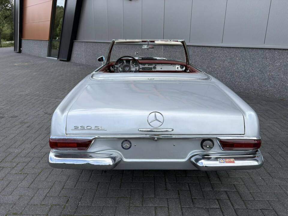 Image 6/50 of Mercedes-Benz 230 SL (1966)