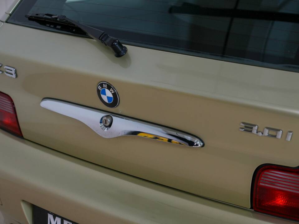 Afbeelding 16/33 van BMW Z3 Coupé 3.0 (2002)