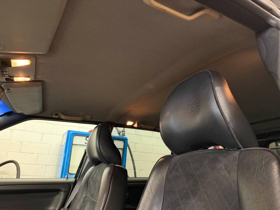 Image 11/17 of Volvo V 70 2.5T (1999)