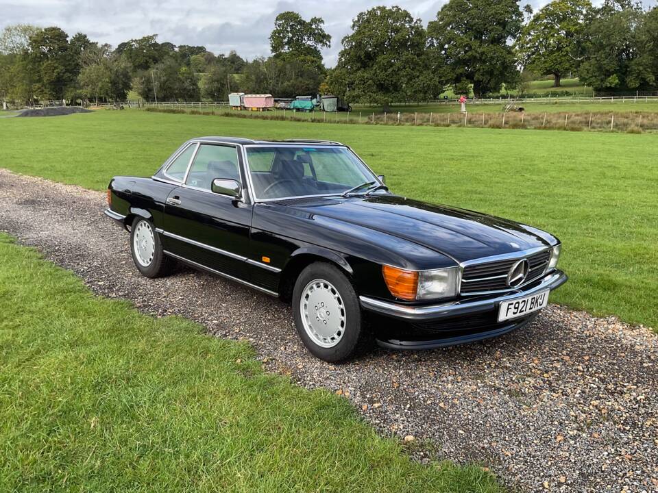 Image 23/44 of Mercedes-Benz 300 SL (1988)