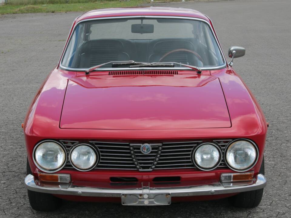 Afbeelding 10/100 van Alfa Romeo Giulia 1600 GT Junior (1976)