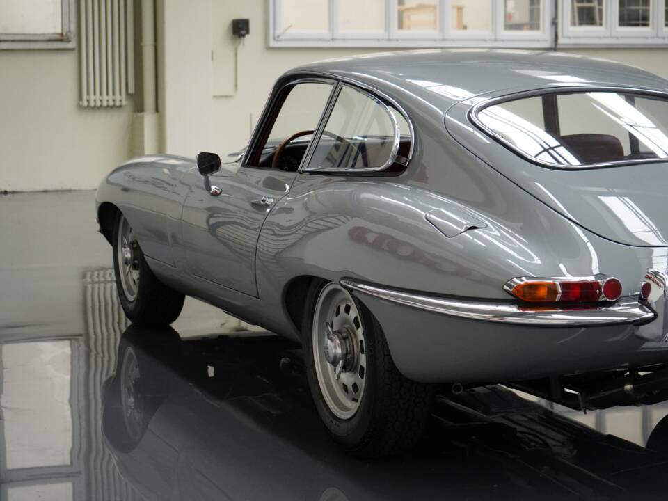 Afbeelding 15/44 van Jaguar E-Type 3.8 (1963)