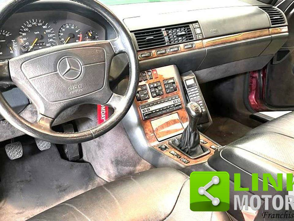 Imagen 5/10 de Mercedes-Benz 300 SE (1992)