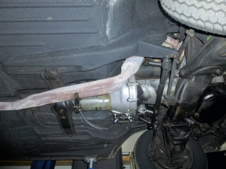 Image 51/54 of Mercedes-Benz 220 SE b (1963)